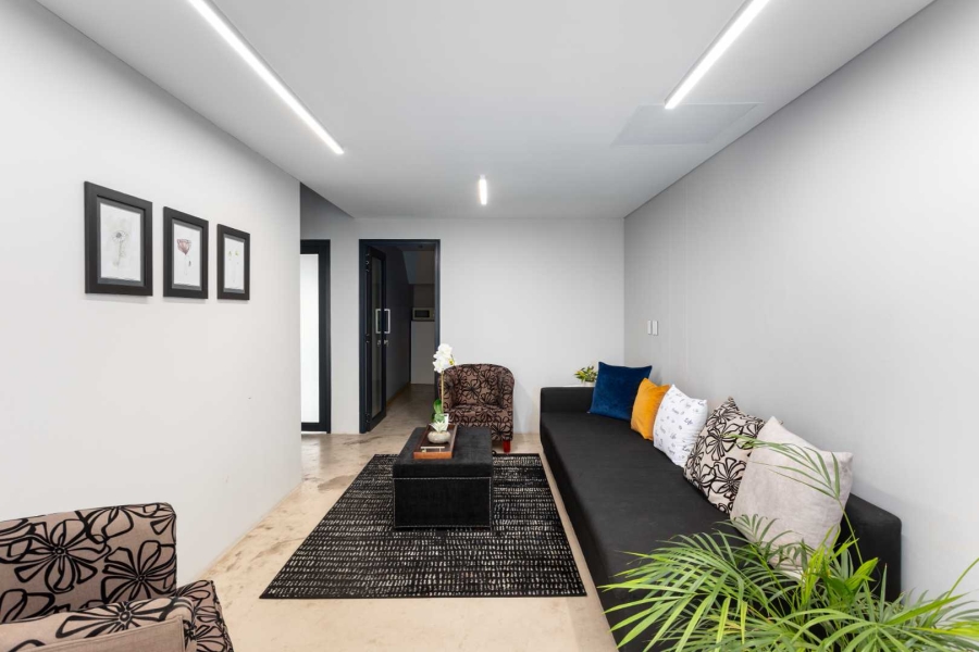 To Let commercial Property for Rent in Val De Vie Estate Western Cape